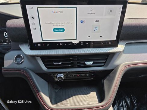 New 2026 Ford Explorer ST-Line w/ ST-Line Street Pack image 20