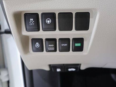Used 2022 Nissan Rogue Sport SV w/ Technology Package AWD/4WD image 30
