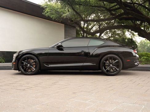 Used 2024 Bentley Continental GT AWD/4WD image 16