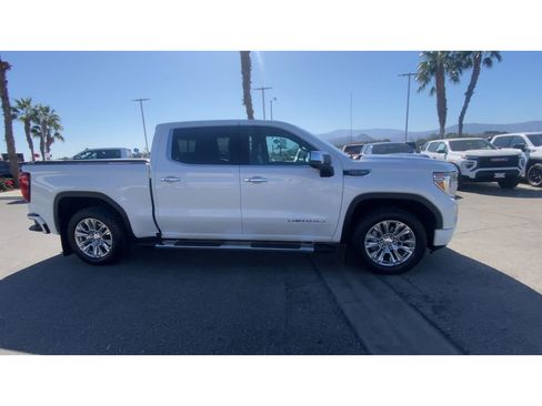 Used 2021 GMC Sierra 1500 Denali w/ Driver Alert Package II image 9