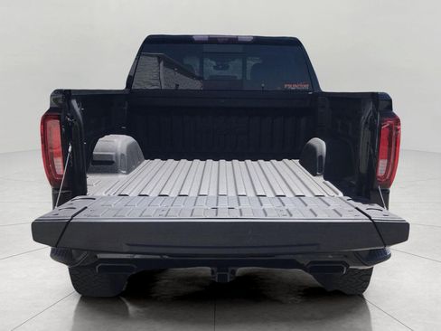 New 2026 GMC Sierra 1500 AT4 w/ AT4 Premium Package AWD/4WD image 27