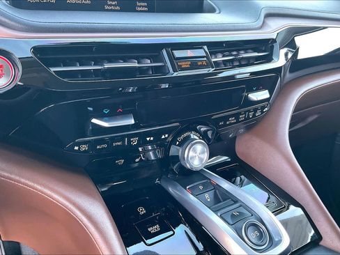 Used 2023 Acura MDX SH-AWD w/ Technology Package image 35