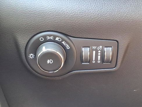New 2026 Jeep Compass Latitude AWD/4WD image 19