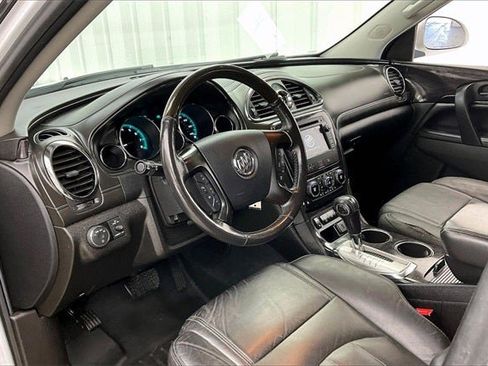 Used 2017 Buick Enclave Leather image 16