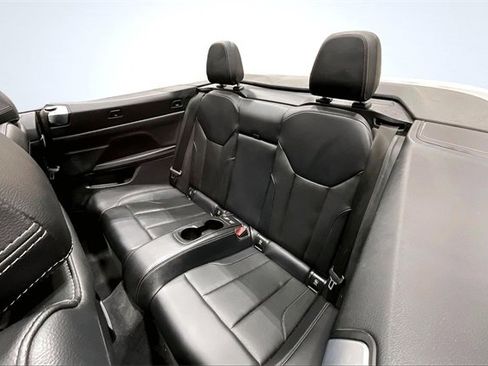 Used 2023 BMW 430i xDrive Convertible w/ Convenience Package image 26