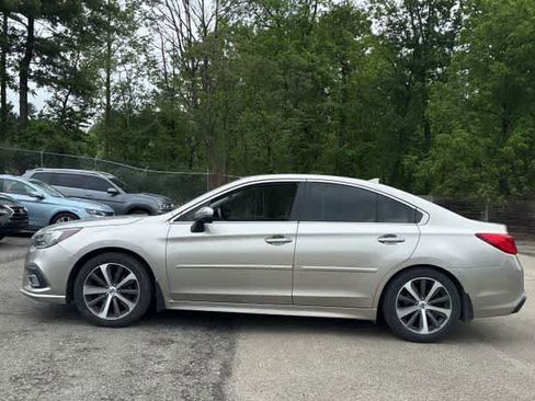 Used 2019 Subaru Legacy 2.5i Limited w/ Popular Package #2A AWD/4WD image 3