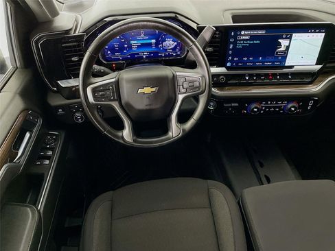 Certified 2025 Chevrolet Silverado 2500 LT image 25