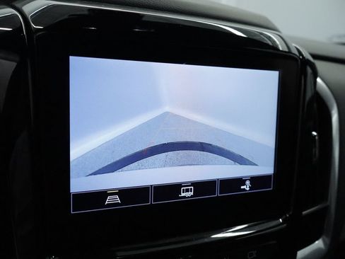 Used 2022 Chevrolet Traverse LT AWD/4WD image 34