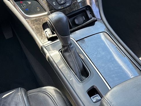 Used 2014 Buick LaCrosse Leather w/ Driver Confidence Package FWD image 19