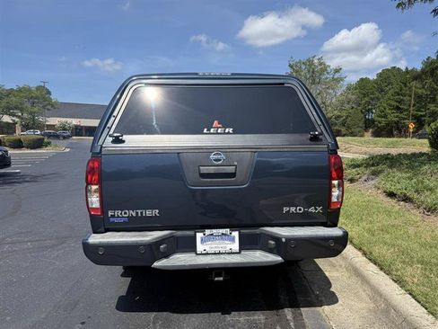 Used 2019 Nissan Frontier PRO-4X AWD/4WD image 5
