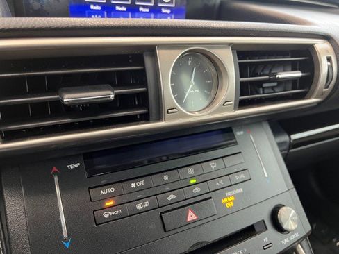 Used 2016 Lexus IS 300 AWD image 23