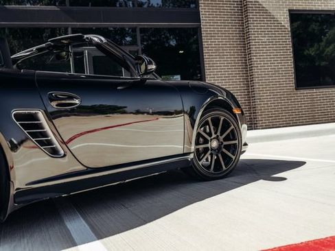 Used 2010 Porsche Boxster RWD image 24