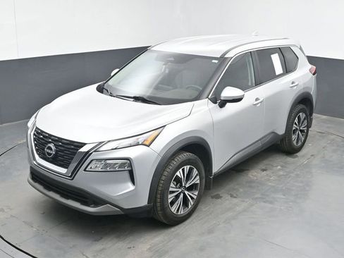 Used 2022 Nissan Rogue SV FWD image 15