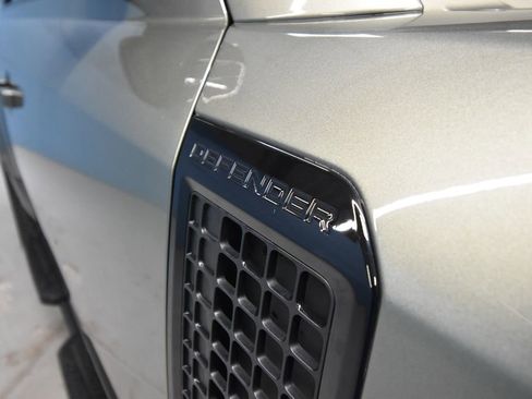 Used 2023 Land Rover Defender 110 X-Dynamic SE AWD/4WD image 36
