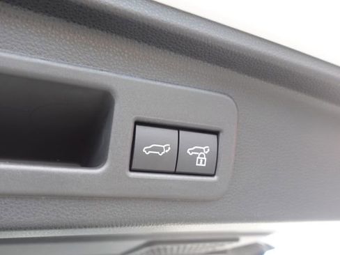 Certified 2025 Toyota 4Runner TRD Off-Road Premium w/ Tow Technology Package AWD/4WD image 32