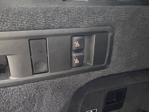 Used 2021 BMW X5 xDrive40i w/ Convenience Package image 9