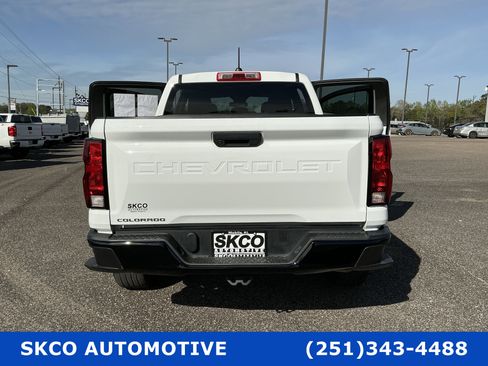 Used 2023 Chevrolet Colorado W/T image 32
