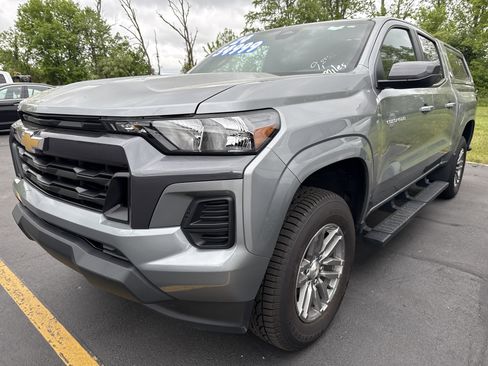 Used 2024 Chevrolet Colorado LT w/ Advanced Trailering Package AWD/4WD image 1