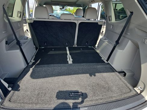 Used 2021 Volkswagen Atlas SE w/ Panoramic Sunroof Package image 14