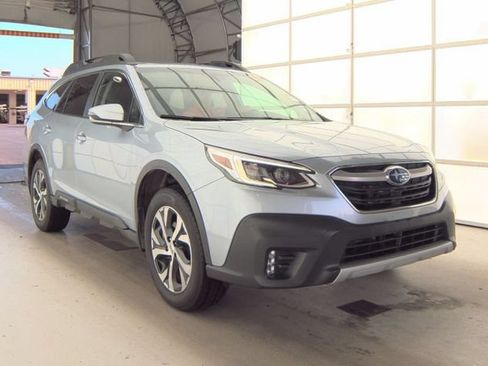 Used 2022 Subaru Outback Limited w/ Popular Package #2 AWD/4WD image 4