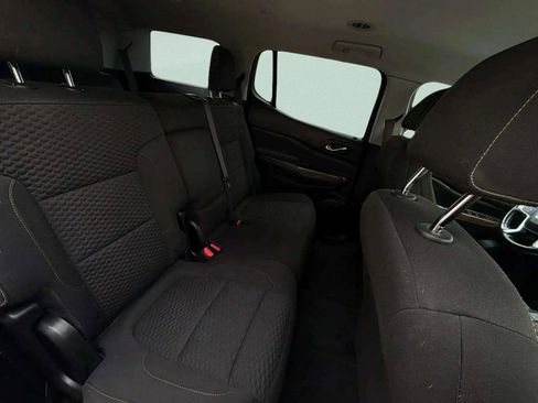 Used 2019 GMC Acadia SLE image 12