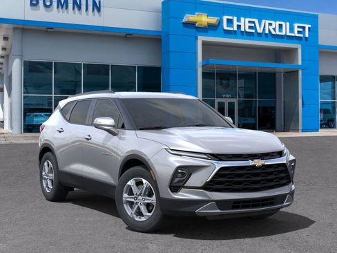New 2025 Chevrolet Blazer LT image 7