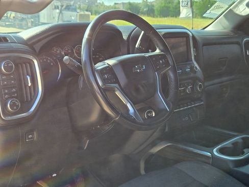 Used 2022 Chevrolet Silverado 1500 RST AWD/4WD image 5