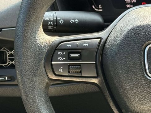 Used 2023 Honda Accord LX image 18