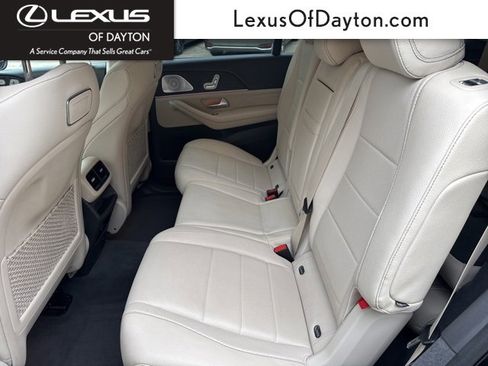 Used 2020 Mercedes-Benz GLS 450 4MATIC image 28