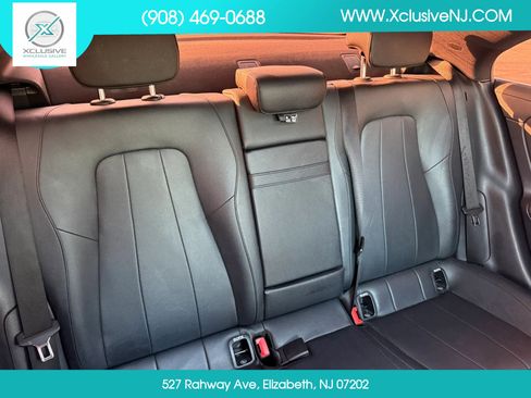 Used 2021 Mercedes-Benz CLA 250 image 24