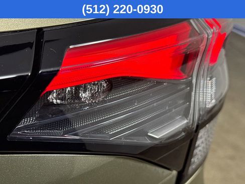 Used 2026 Subaru Forester Premium AWD/4WD image 33