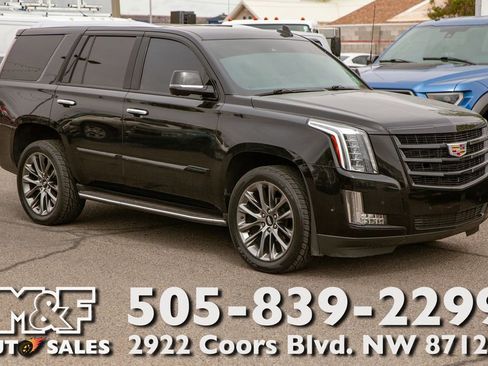 Used 2020 Cadillac Escalade Luxury w/ Escalade Sport Edition AWD/4WD image 1