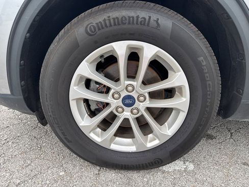 Used 2022 Ford Escape SE image 11