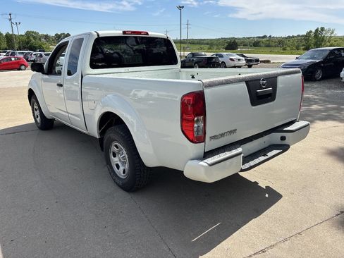 Used 2017 Nissan Frontier S RWD image 5
