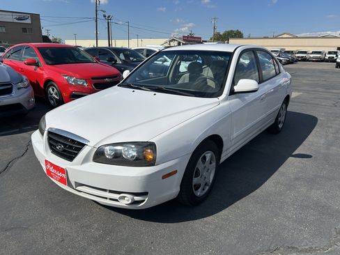Used 2005 Hyundai Elantra GLS image 2
