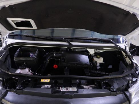 Used 2021 Mercedes-Benz Sprinter 2500 w/ Driver Convenience Package image 9