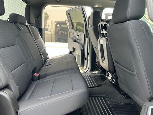 Used 2022 Chevrolet Silverado 1500 LT AWD/4WD image 20