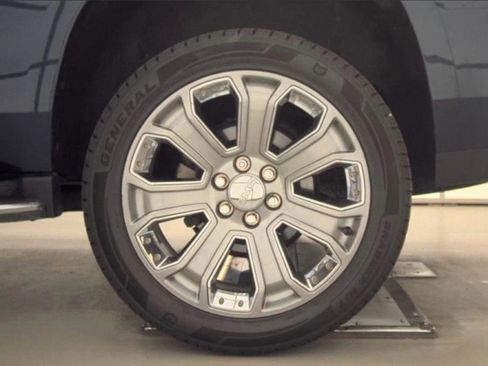 Used 2019 GMC Yukon Denali w/ Open Road Package image 21