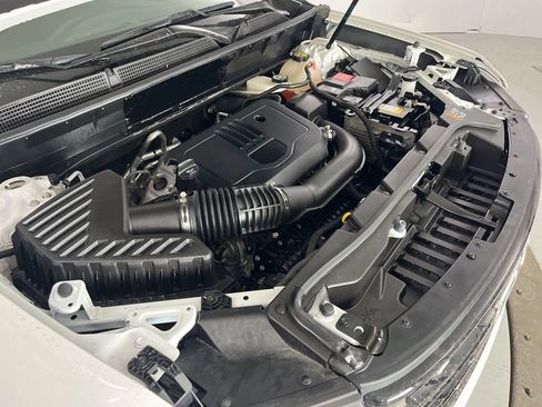 Used 2023 GMC Acadia SLT w/ Elevation Edition FWD image 10