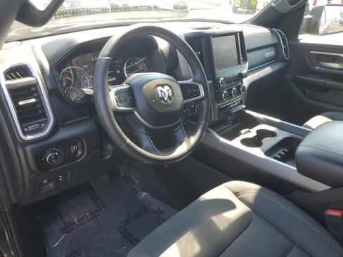 Used 2022 RAM 1500 Big Horn w/ Night Edition AWD/4WD image 8