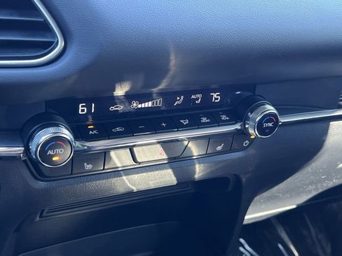 Used 2025 MAZDA CX-30 AWD 2.5 S w/ Preferred Package image 22