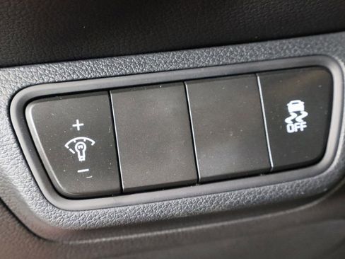 Used 2024 Kia Forte LXS image 22