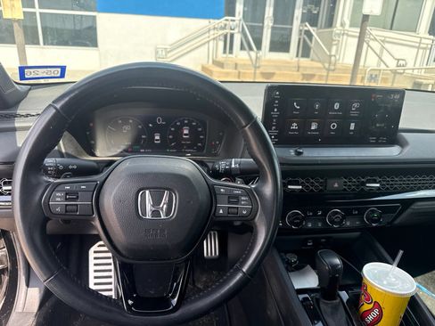 Used 2024 Honda Accord Sport image 19