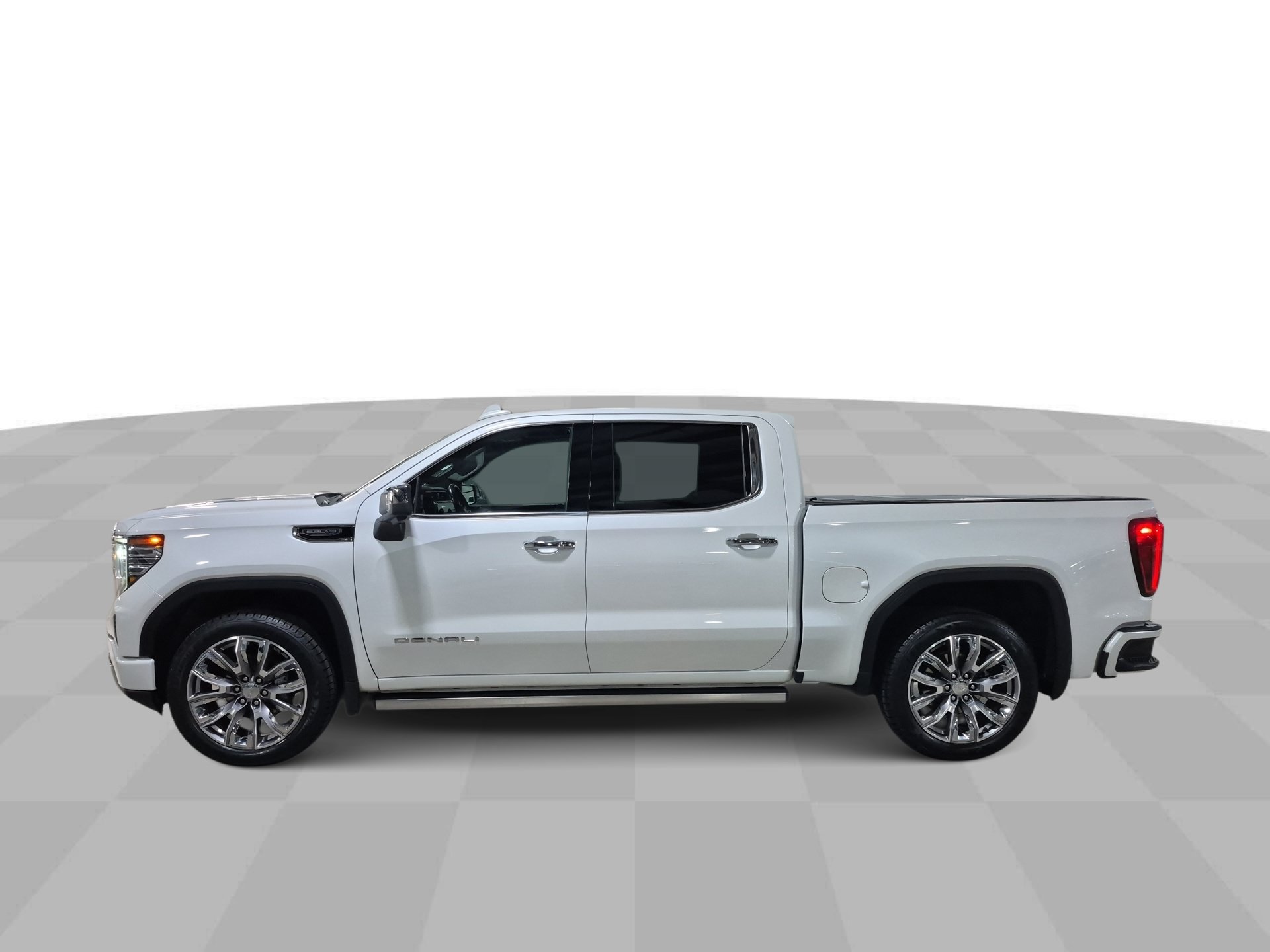 Used 2024 GMC Sierra 1500 Denali w/ Denali Reserve Package AWD/4WD image 6