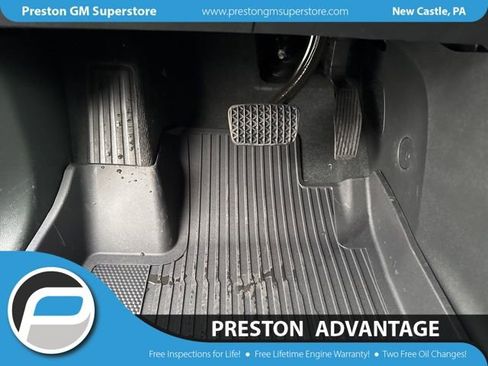 New 2026 Chevrolet Equinox LT w/ Convenience Package II AWD/4WD image 11