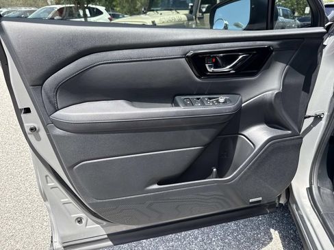 Certified 2025 Subaru Forester Limited w/ Protection Package AWD/4WD image 20