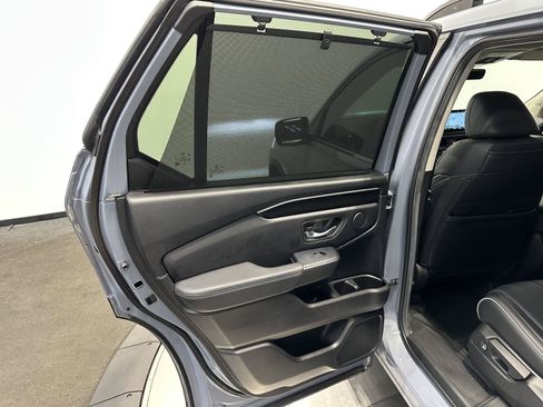 Certified 2024 Honda Pilot Elite image 30