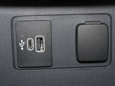New 2026 Ford Explorer Active RWD image 42