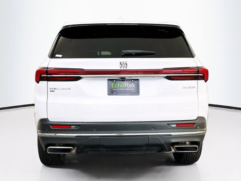 Used 2025 Buick Enclave Preferred image 7