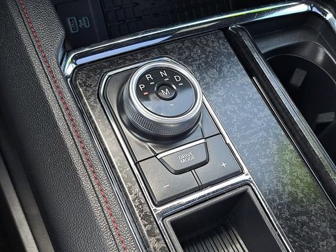 Certified 2023 Ford Expedition Limited image 31